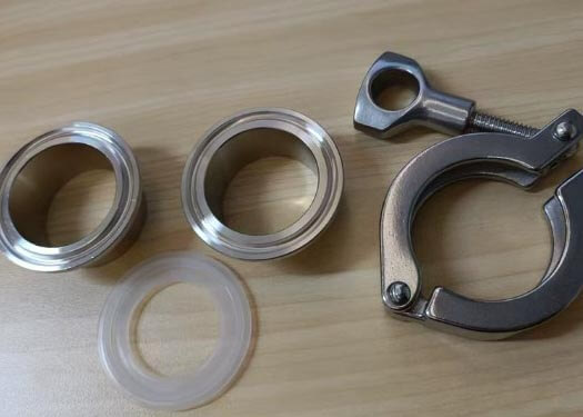 Hình ảnh thực tế cùm clamp inox 304 kèm đĩa clamp và gioăng