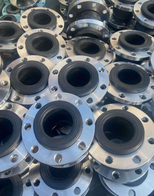 Khớp nối cao su mặt bích nhiều kích thước và quy cách thực tế